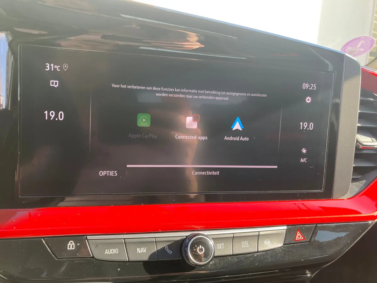 1.2 Turbo GS Line Airco | Camera | Cruise Adaptief | Dode Hoek | Keyless | LED | LMV 18" | Navi | PDC V&A | Stoelverwarming |