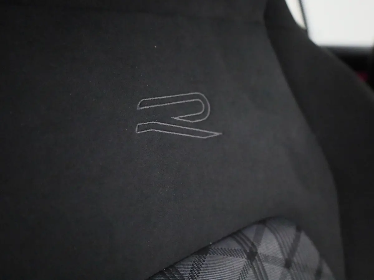 1.5 eTSI R-Line Edition