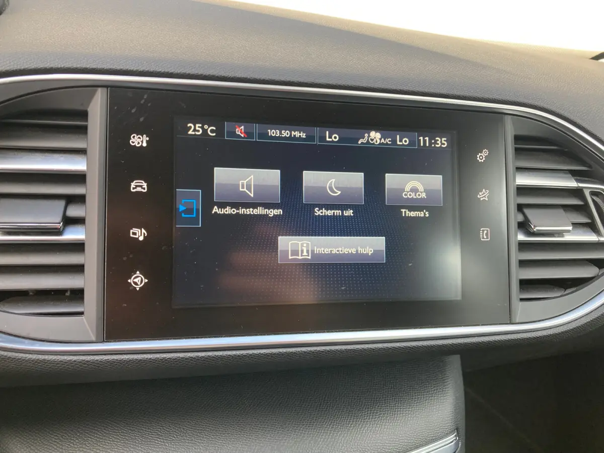 1.2 PureTech Style Airco | Cruise Control | DAB | LMV 16" | PDC Achter | Navi | D-Riem vervangen! |