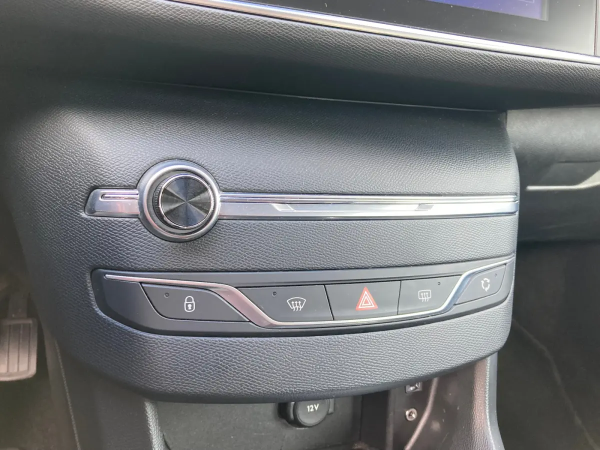 1.2 PureTech Style Airco | Cruise Control | DAB | LMV 16" | PDC Achter | Navi | D-Riem vervangen! |