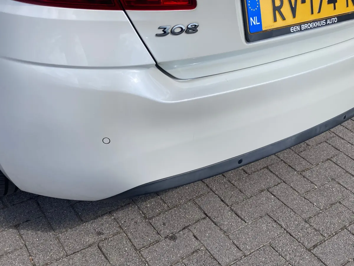 1.2 PureTech Style Airco | Cruise Control | DAB | LMV 16" | PDC Achter | Navi | D-Riem vervangen! |