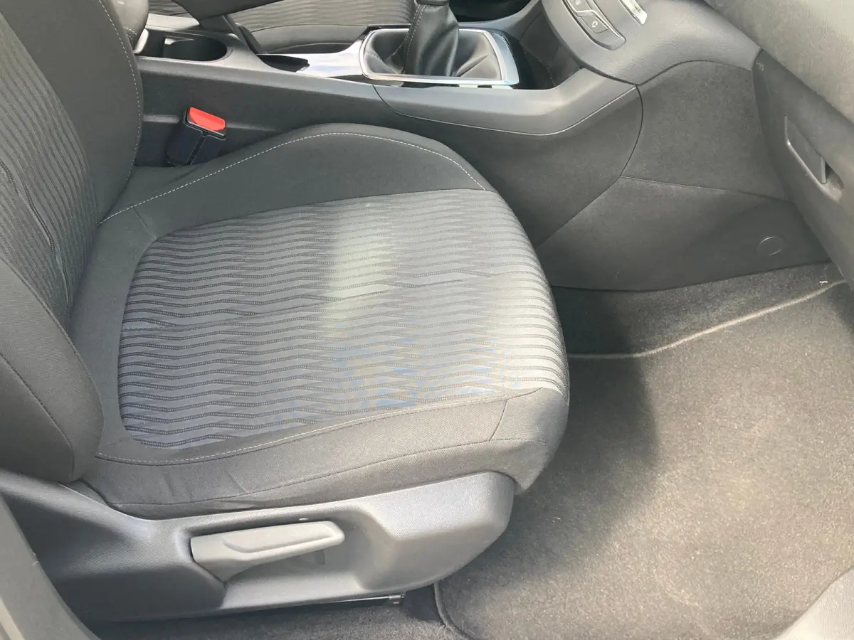1.2 PureTech Style Airco | Cruise Control | DAB | LMV 16" | PDC Achter | Navi | D-Riem vervangen! |
