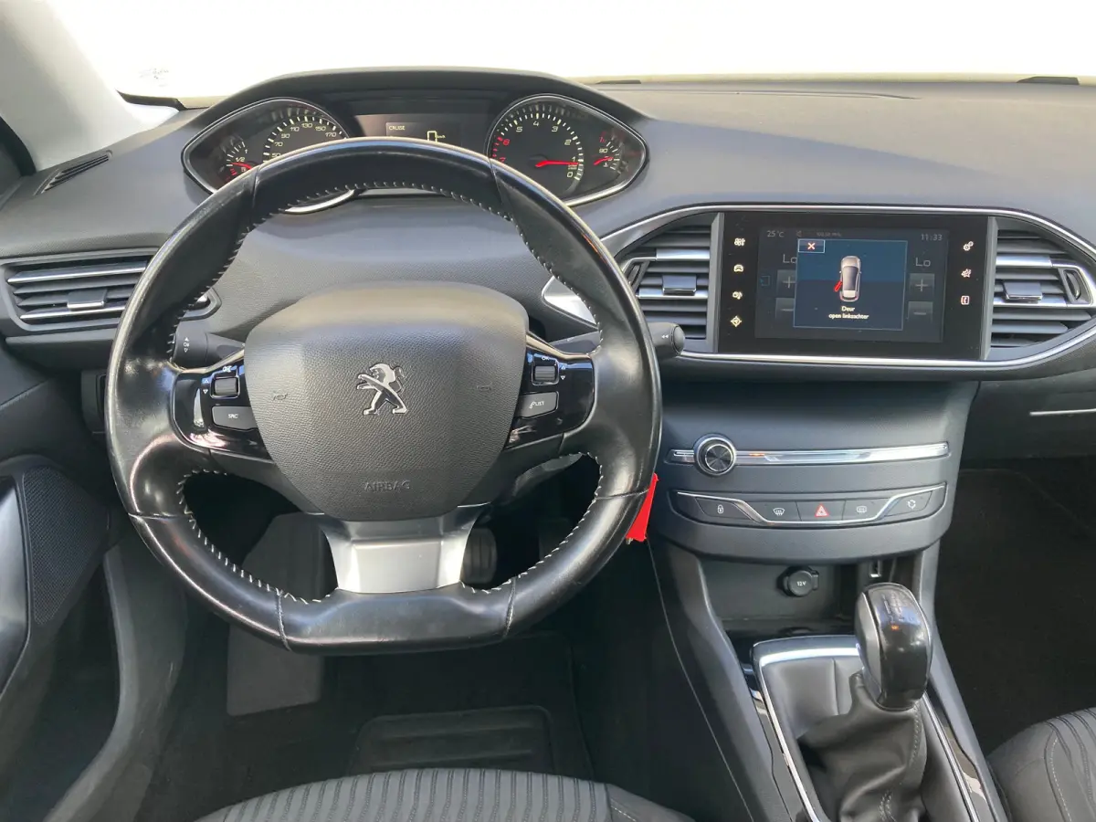 1.2 PureTech Style Airco | Cruise Control | DAB | LMV 16" | PDC Achter | Navi | D-Riem vervangen! |