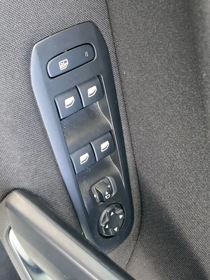 1.2 PureTech Style Airco | Cruise Control | DAB | LMV 16" | PDC Achter | Navi | D-Riem vervangen! |