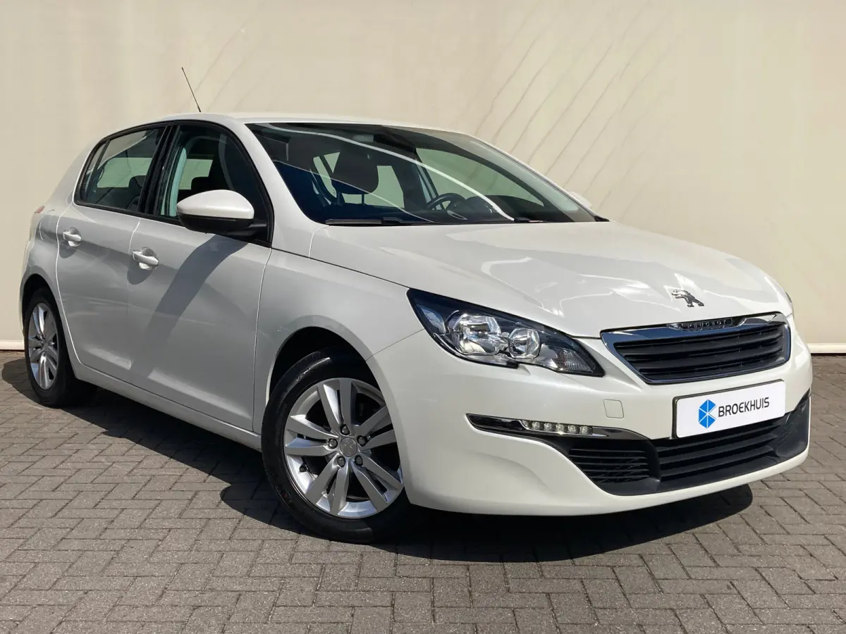 1.2 PureTech Style Airco | Cruise Control | DAB | LMV 16" | PDC Achter | Navi | D-Riem vervangen! |