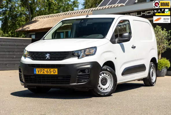 1.2 PureTech 110 PK Premium Airco I Parkeersensoren I CarPlay I Android I Cruise I Navigatie I NAP