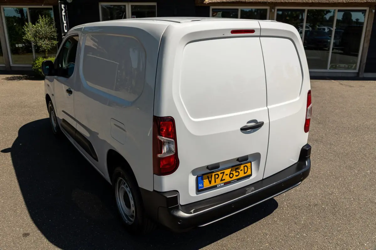 1.2 PureTech 110 PK Premium Airco I Parkeersensoren I CarPlay I Android I Cruise I Navigatie I NAP
