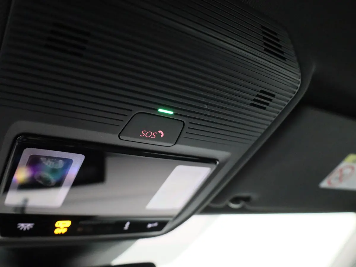 Pro 77 kWh 204 PK| SoH 94,7% | Navigatie | Achteruitrijcamera | Stoelverwarming | Stuurwielverwarming | Artvelours | Parkeersensoren