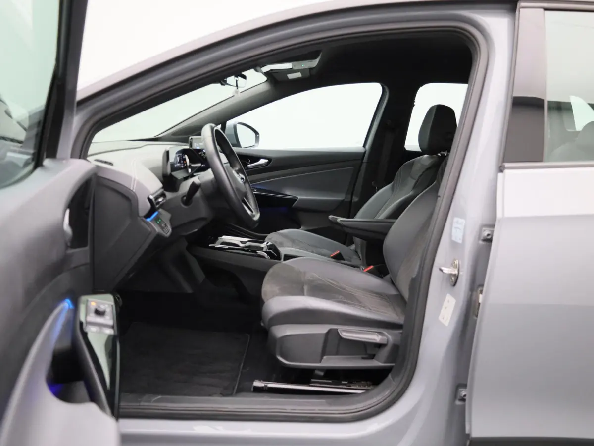 Pro 77 kWh 204 PK| SoH 94,7% | Navigatie | Achteruitrijcamera | Stoelverwarming | Stuurwielverwarming | Artvelours | Parkeersensoren