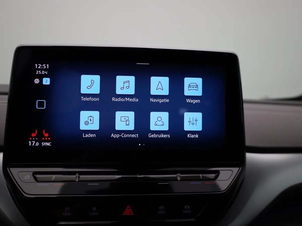 Pro 77 kWh 204 PK| SoH 94,7% | Navigatie | Achteruitrijcamera | Stoelverwarming | Stuurwielverwarming | Artvelours | Parkeersensoren