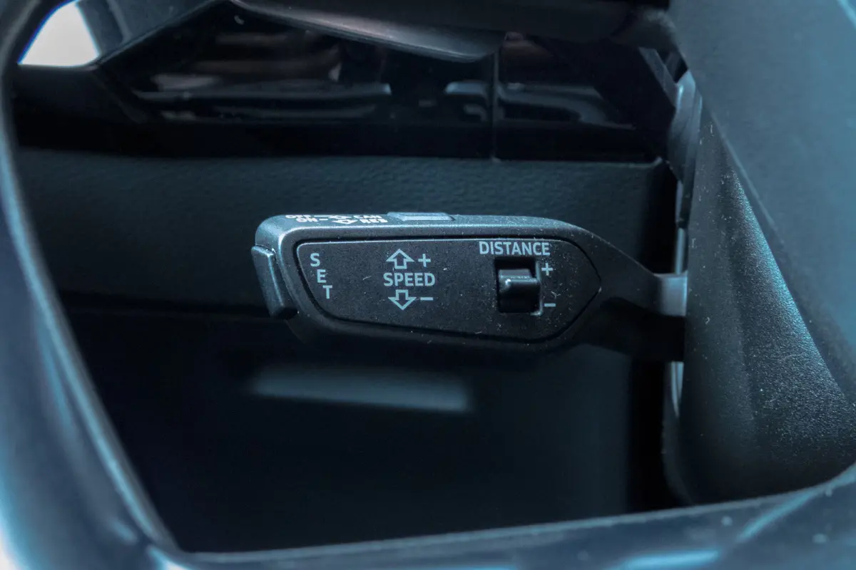 E-tron 55 quattro advanced Pro Line Plus 95 kWh |SOH 90% | Trekhaak | Pano | ACC | B&O | Head Up