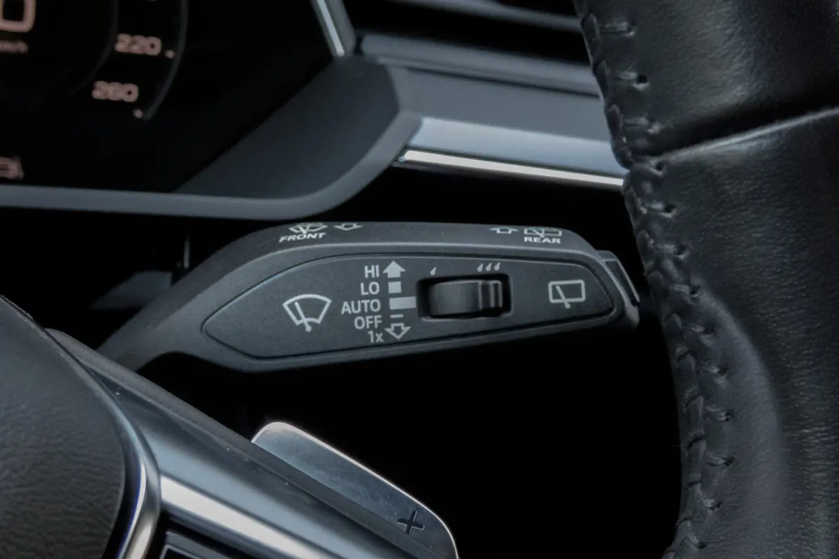 E-tron 55 quattro advanced Pro Line Plus 95 kWh |SOH 90% | Trekhaak | Pano | ACC | B&O | Head Up