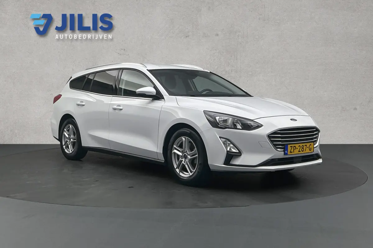1.0 EcoBoost | Stoelverwarming | Adaptieve cruise control | Navigatie