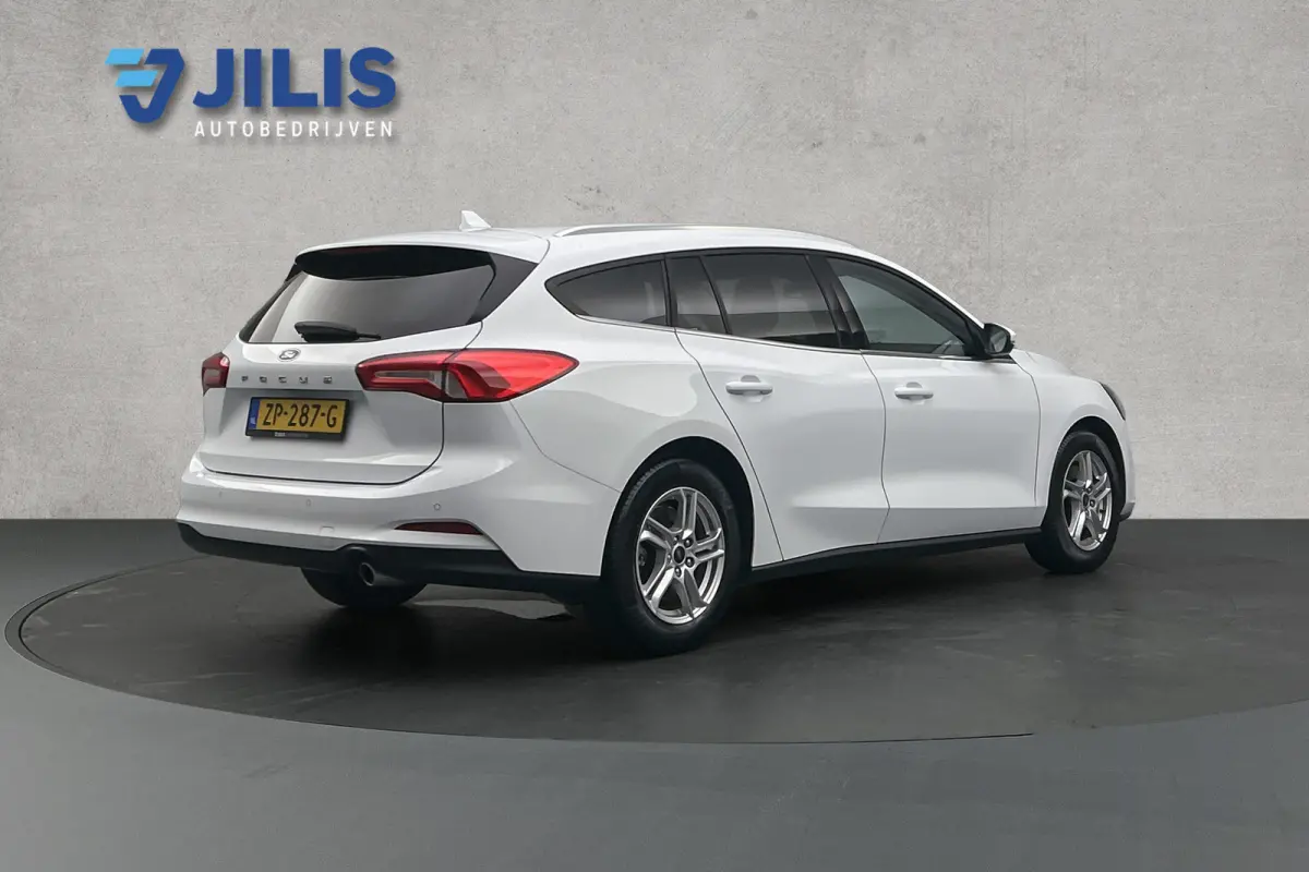 1.0 EcoBoost | Stoelverwarming | Adaptieve cruise control | Navigatie