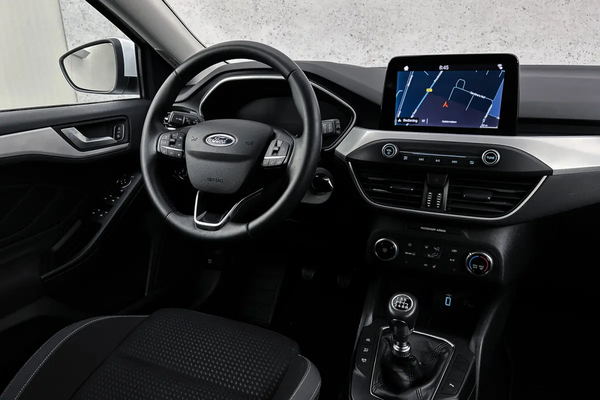 1.0 EcoBoost | Stoelverwarming | Adaptieve cruise control | Navigatie