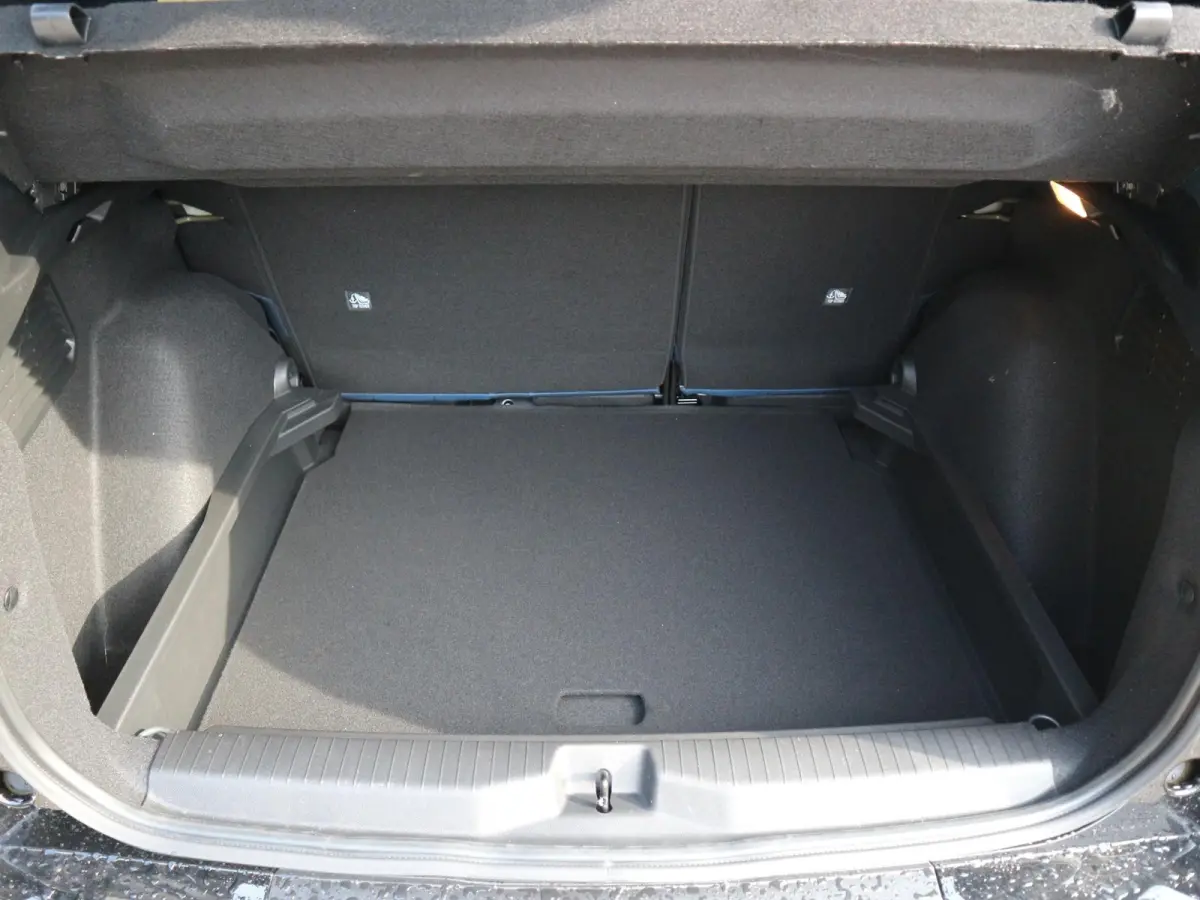 Collection 113pk Extended Range 54 kWh / Camera / Keyless / Start-Stop