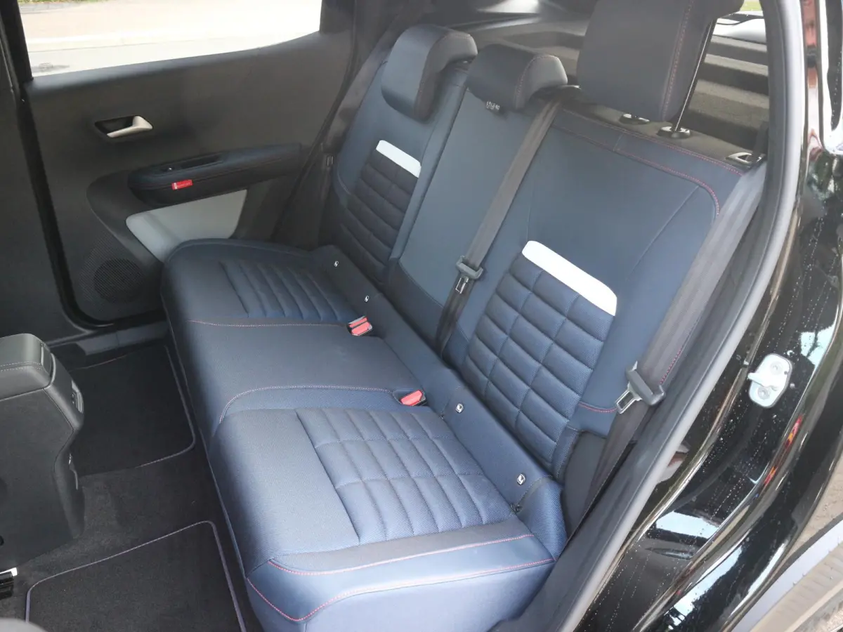 Collection 113pk Extended Range 54 kWh / Camera / Keyless / Start-Stop