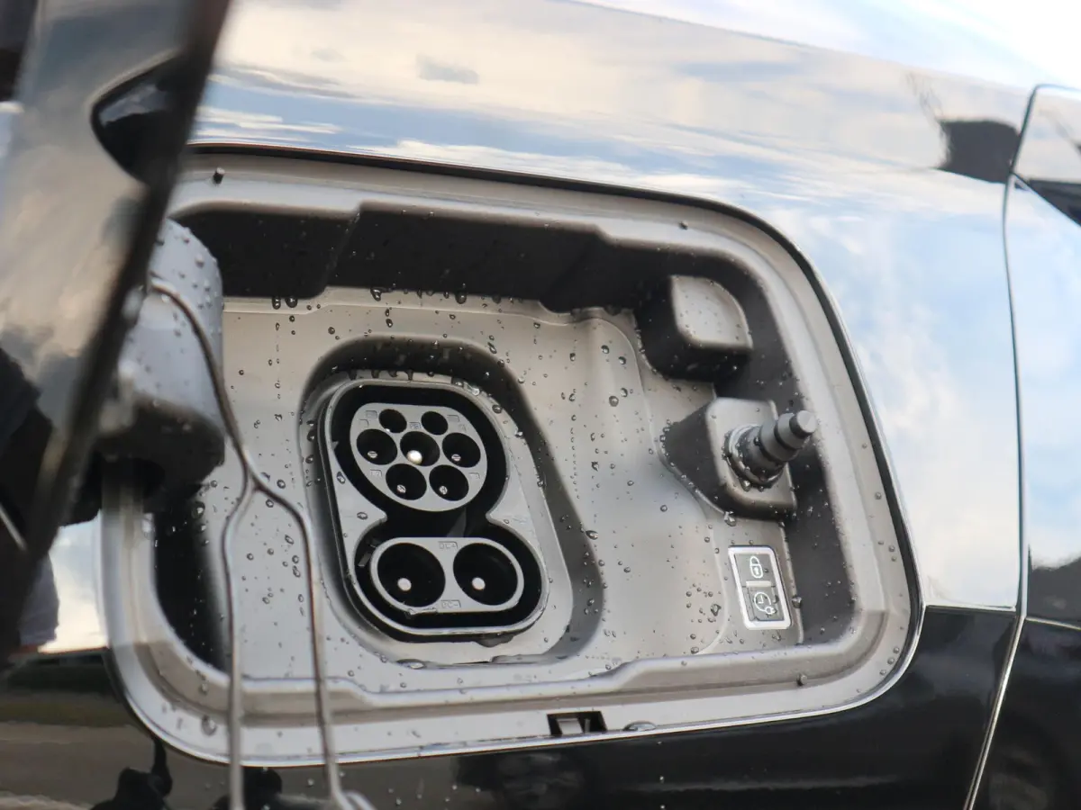 Collection 113pk Extended Range 54 kWh / Camera / Keyless / Start-Stop