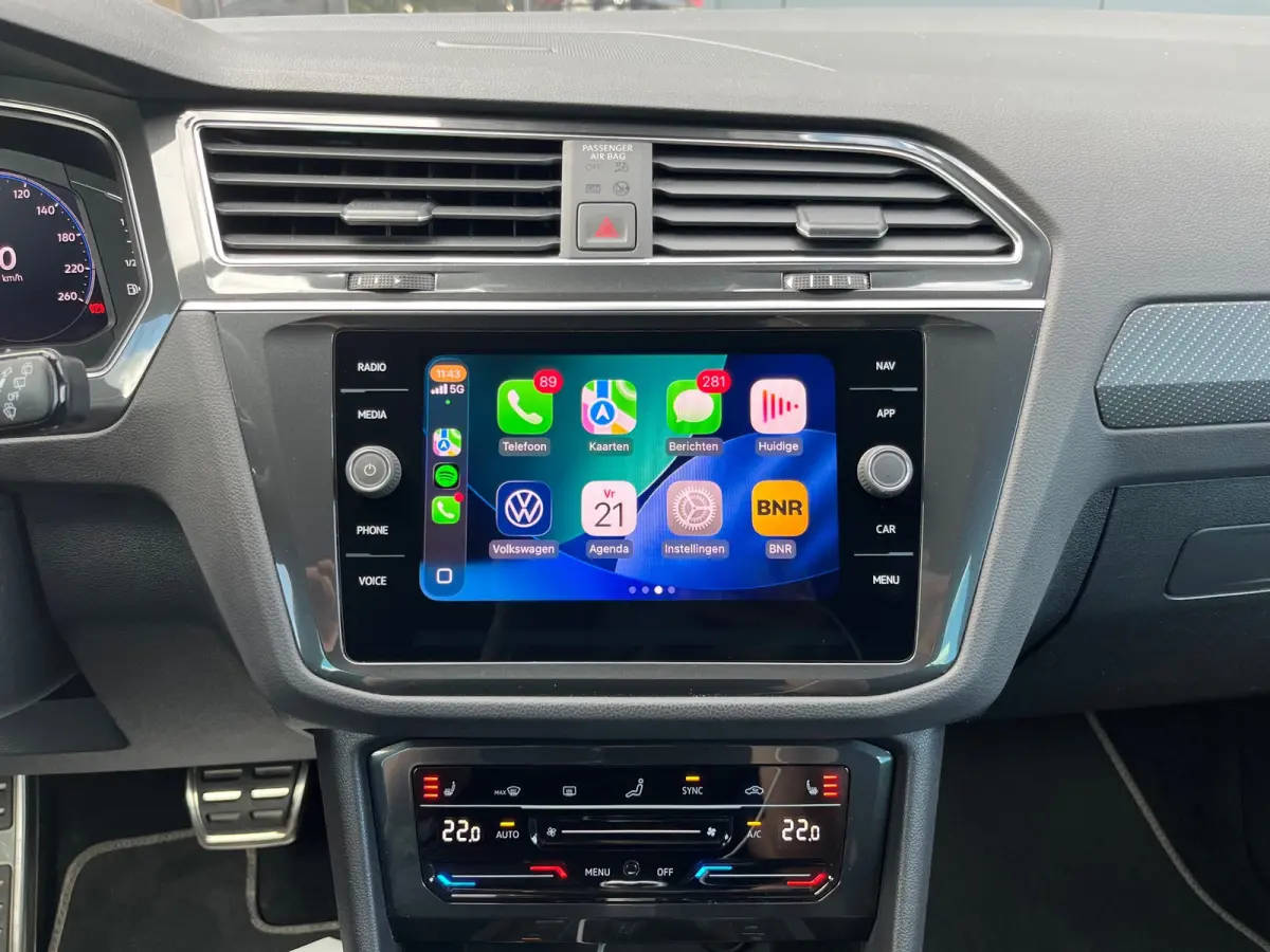1.5 TSI R-Line Business+ NL.Auto/Panoramadak/Trekhaak/20Inch/Camera/Alcantara/IQ Light/1Ste Eigenaar!!