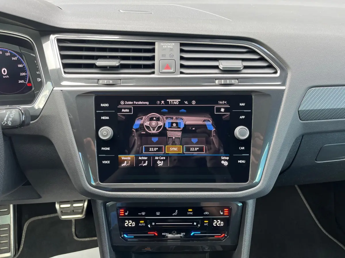 1.5 TSI R-Line Business+ NL.Auto/Panoramadak/Trekhaak/20Inch/Camera/Alcantara/IQ Light/1Ste Eigenaar!!