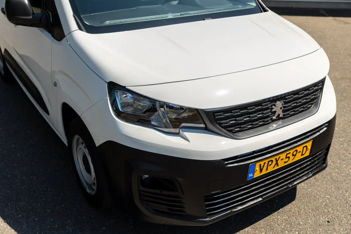 1.2 PureTech Premium Airco I Cruise I Android I CarPlay I Parkeersensoren I Navigatie I NAP I NL Auto I 1e Eig