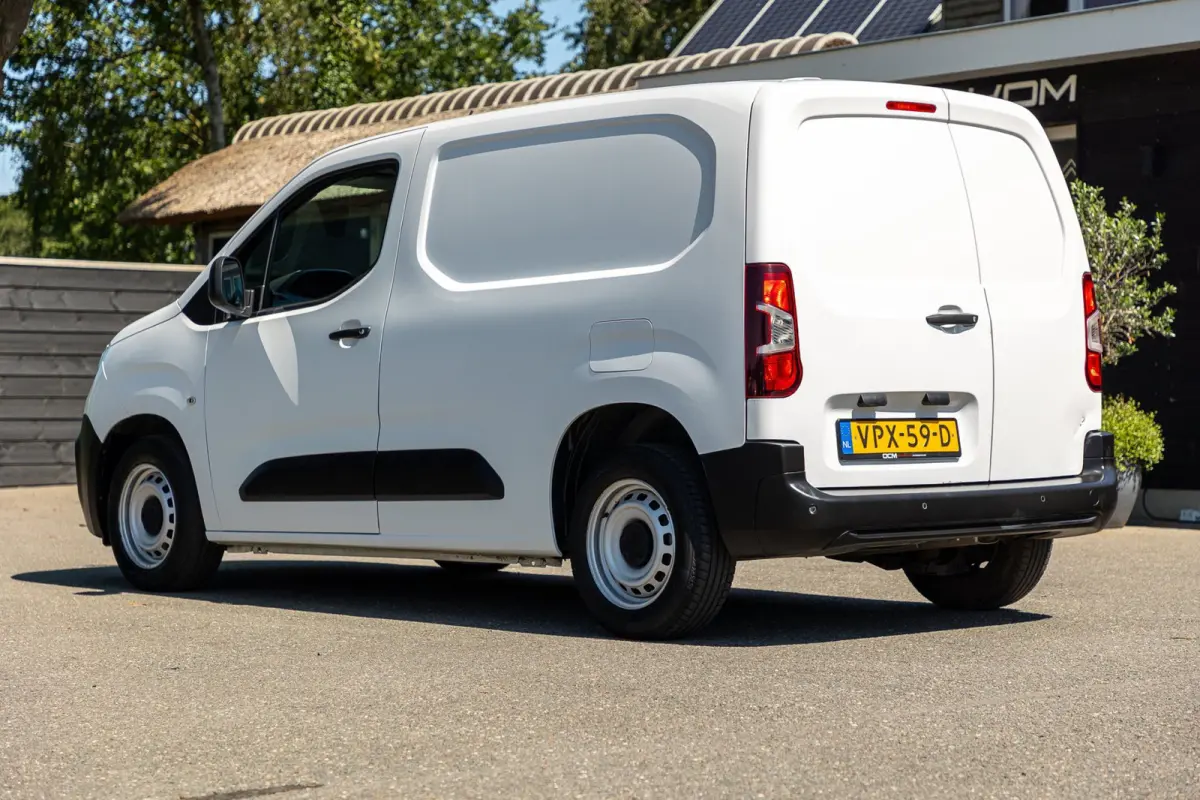 1.2 PureTech Premium Airco I Cruise I Android I CarPlay I Parkeersensoren I Navigatie I NAP I NL Auto I 1e Eig