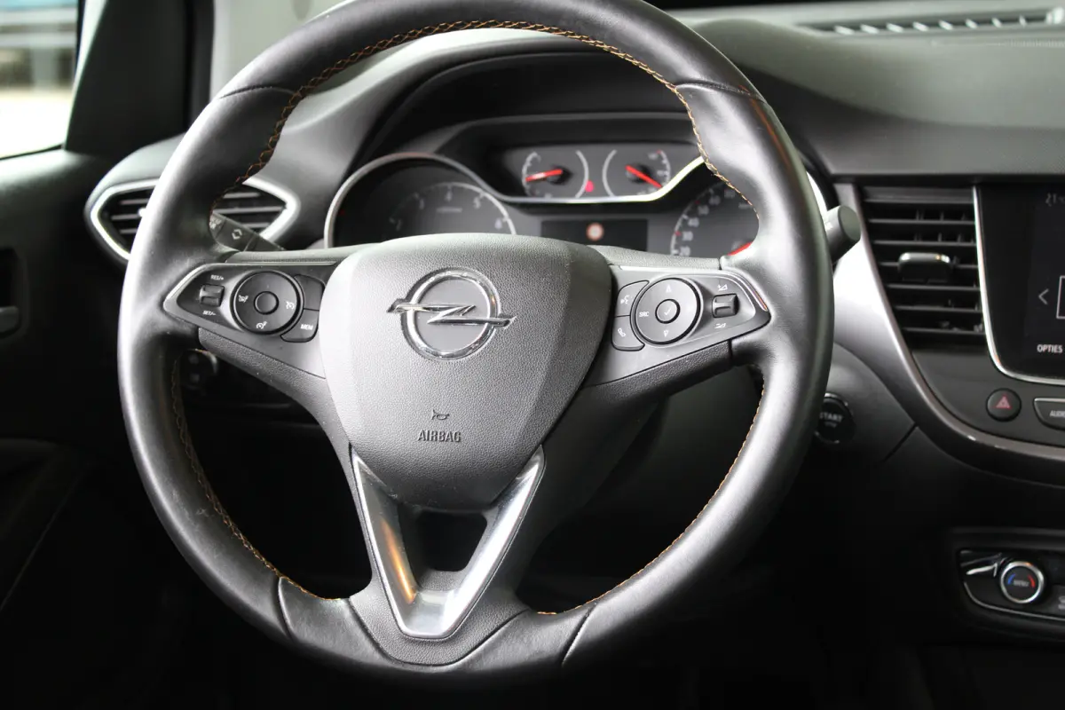 1.2 Turbo Innovation | Navigatie | Achteruitrijcamera | Dodehoek-detectie | Climate control |