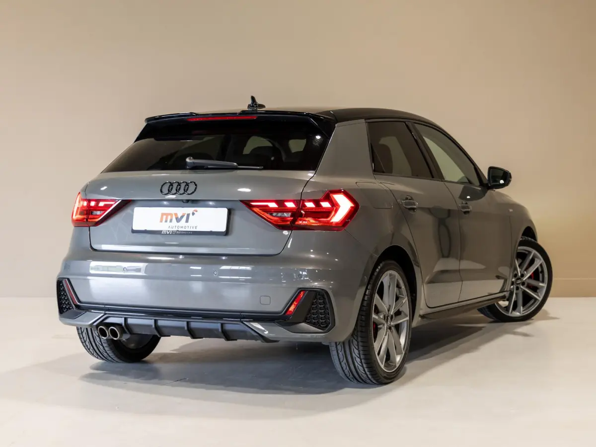 40 TFSI edition one 200 pk / Bang & Olufsen / Stoelverwarming / Lederen bekleding / Apple carplay / Airco