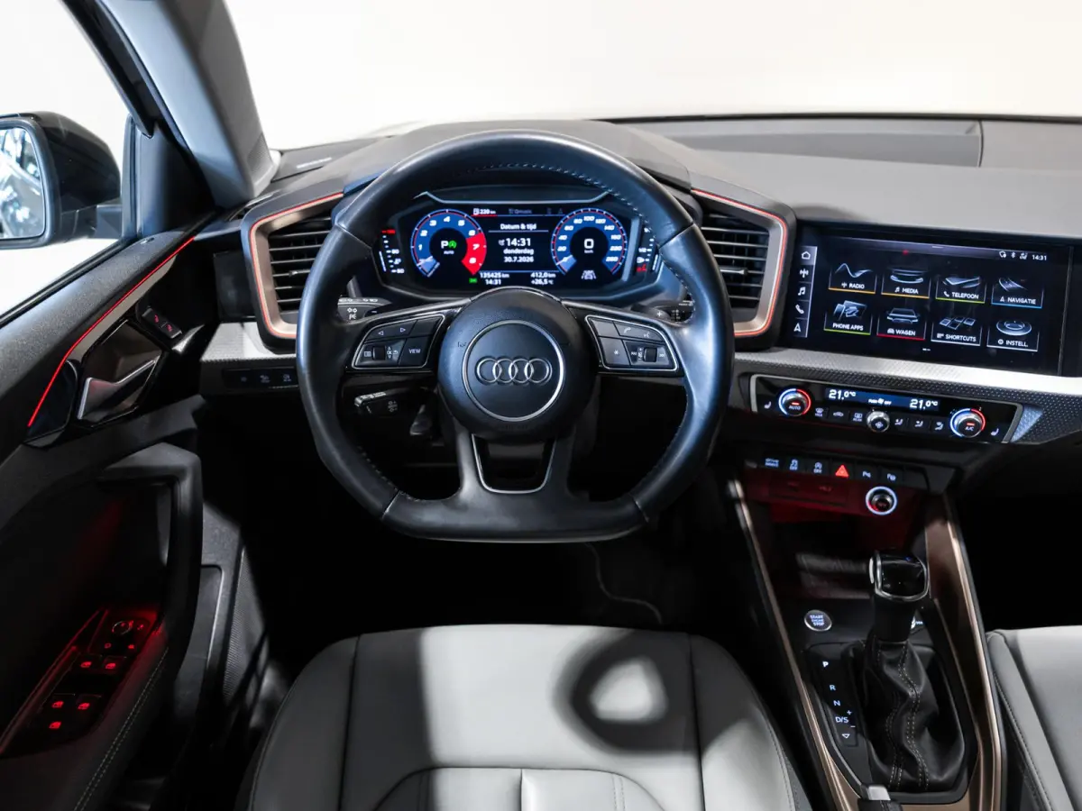 40 TFSI edition one 200 pk / Bang & Olufsen / Stoelverwarming / Lederen bekleding / Apple carplay / Airco