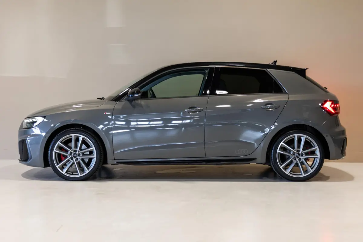 40 TFSI edition one 200 pk / Bang & Olufsen / Stoelverwarming / Lederen bekleding / Apple carplay / Airco
