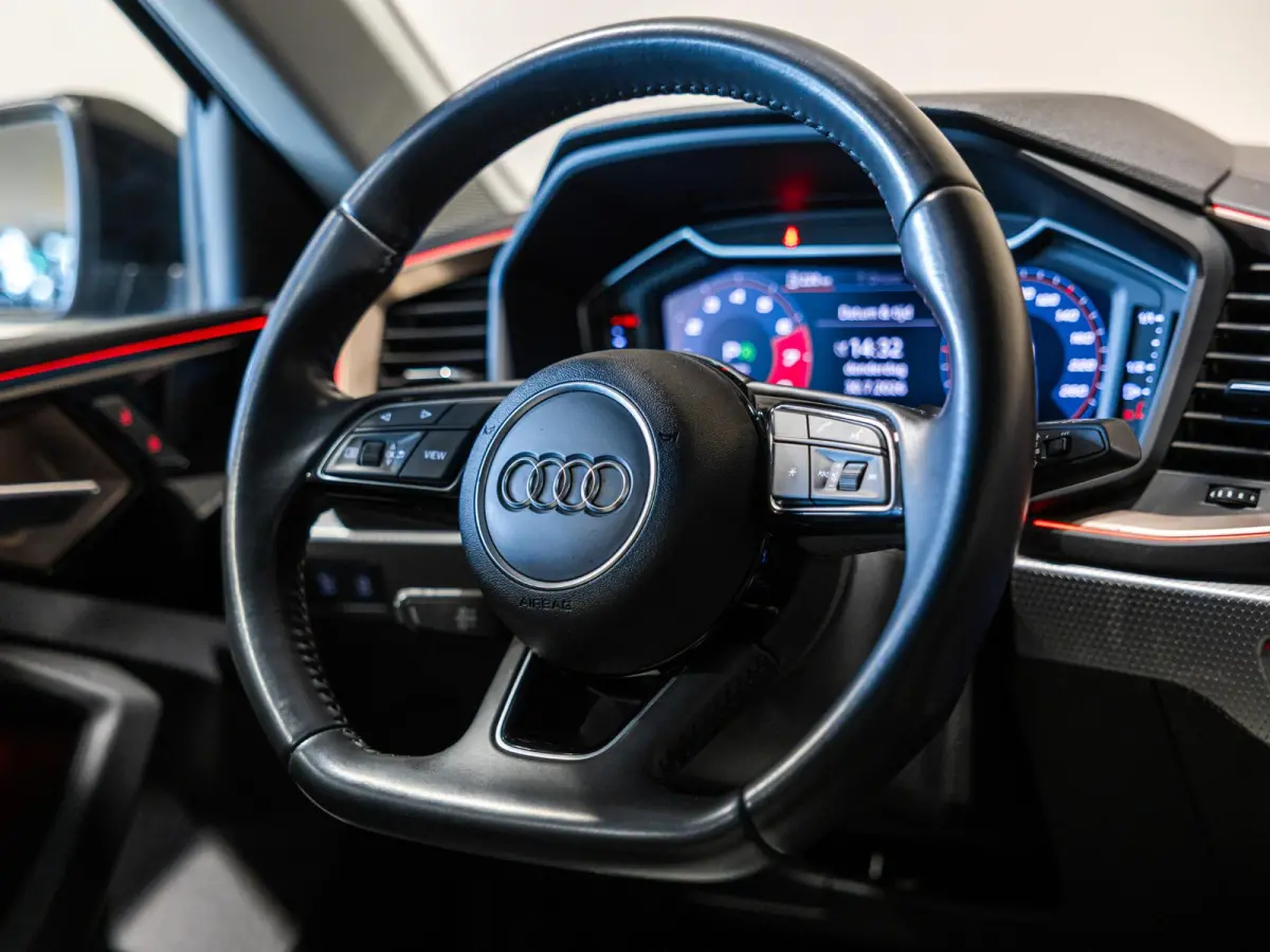 40 TFSI edition one 200 pk / Bang & Olufsen / Stoelverwarming / Lederen bekleding / Apple carplay / Airco