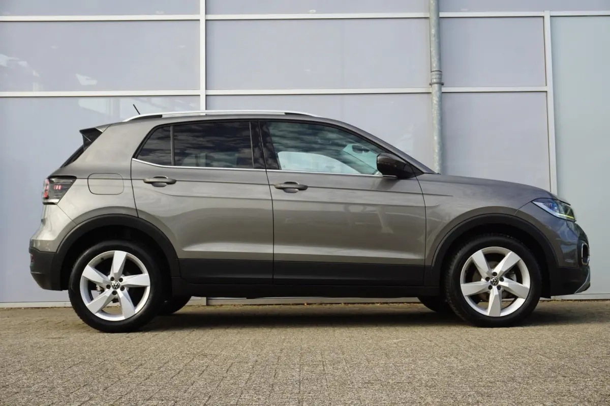 1.0 TSI 110pk Style | Navigatie | Achteruitrijcamera | Stoelverwarming |