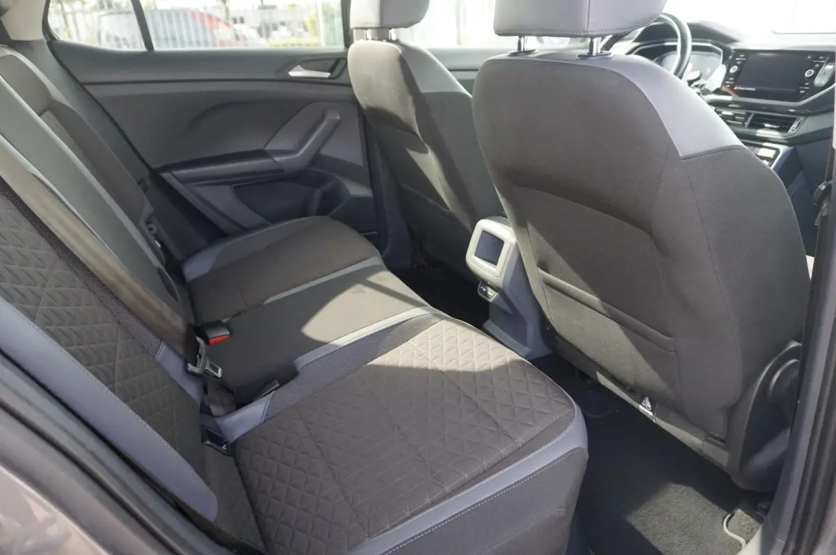 1.0 TSI 110pk Style | Navigatie | Achteruitrijcamera | Stoelverwarming |