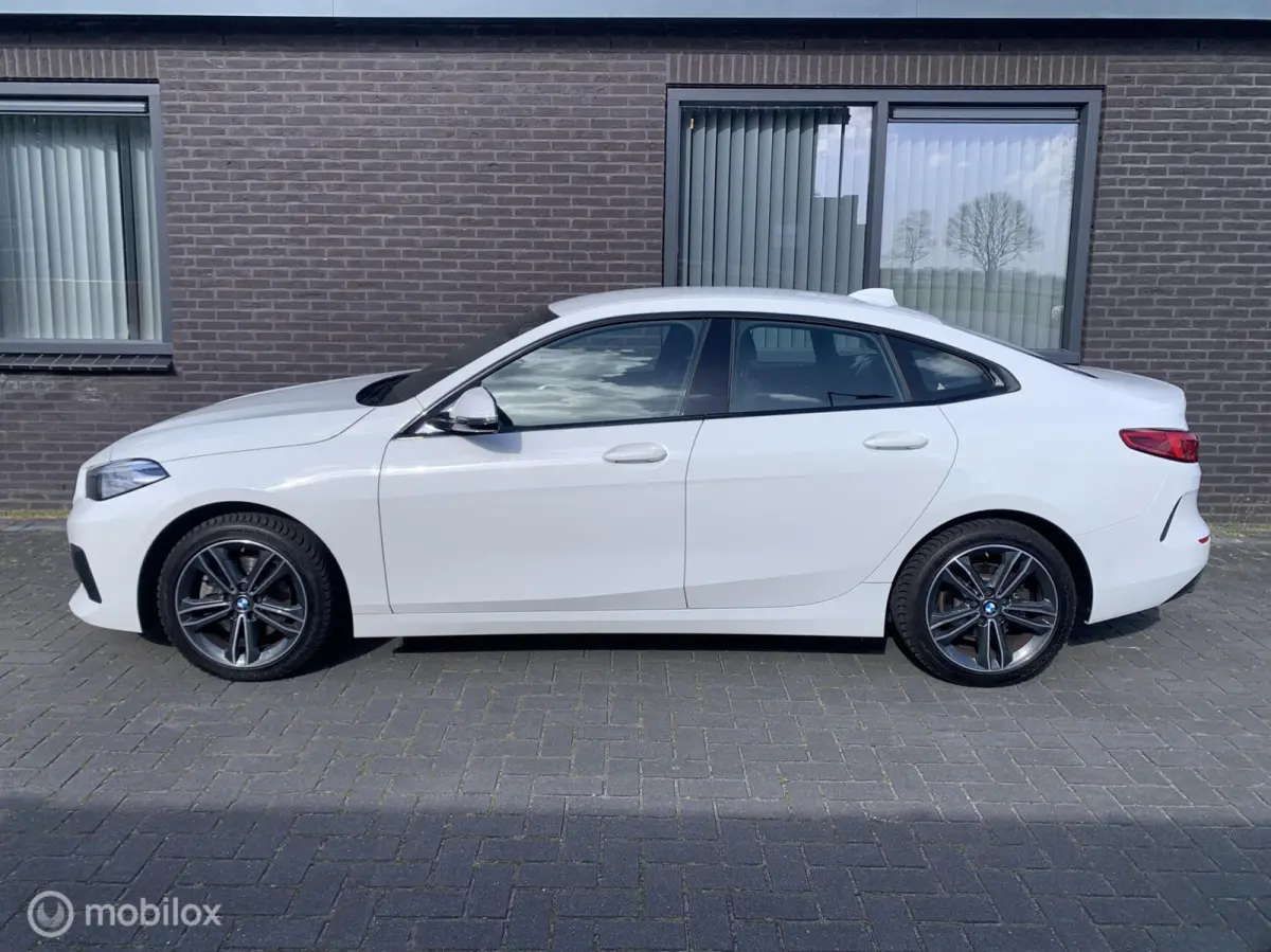 218i Executive Edition|Automaat|2021
