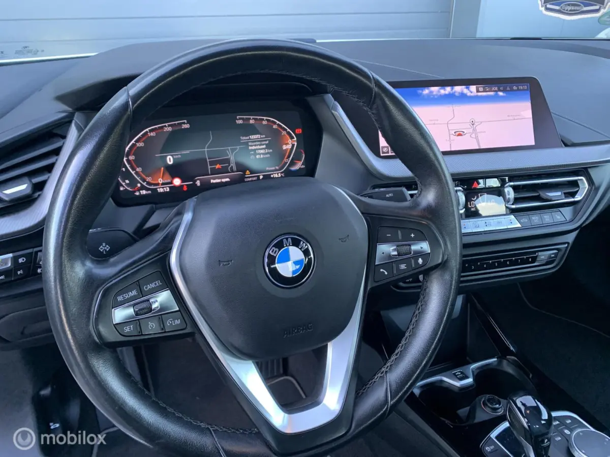 218i Executive Edition|Automaat|2021