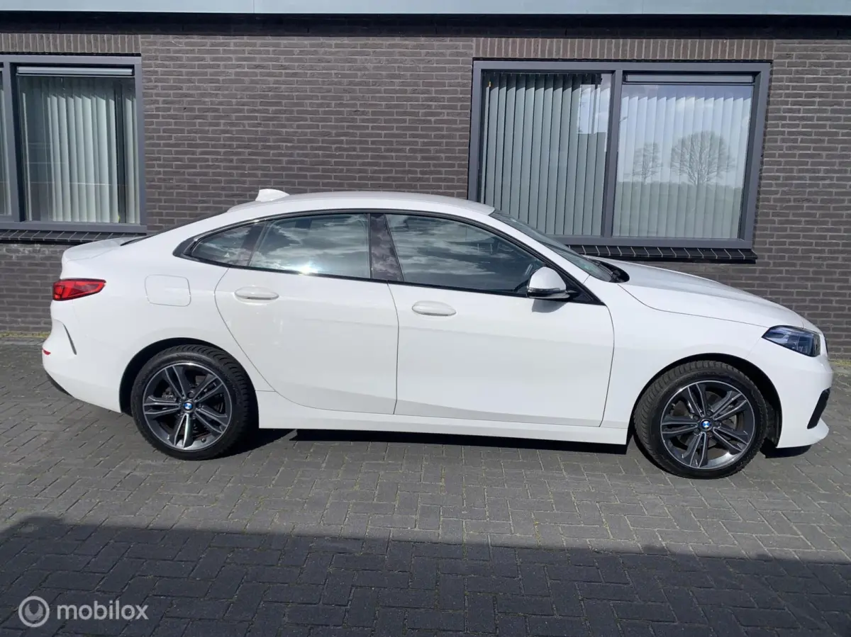 218i Executive Edition|Automaat|2021