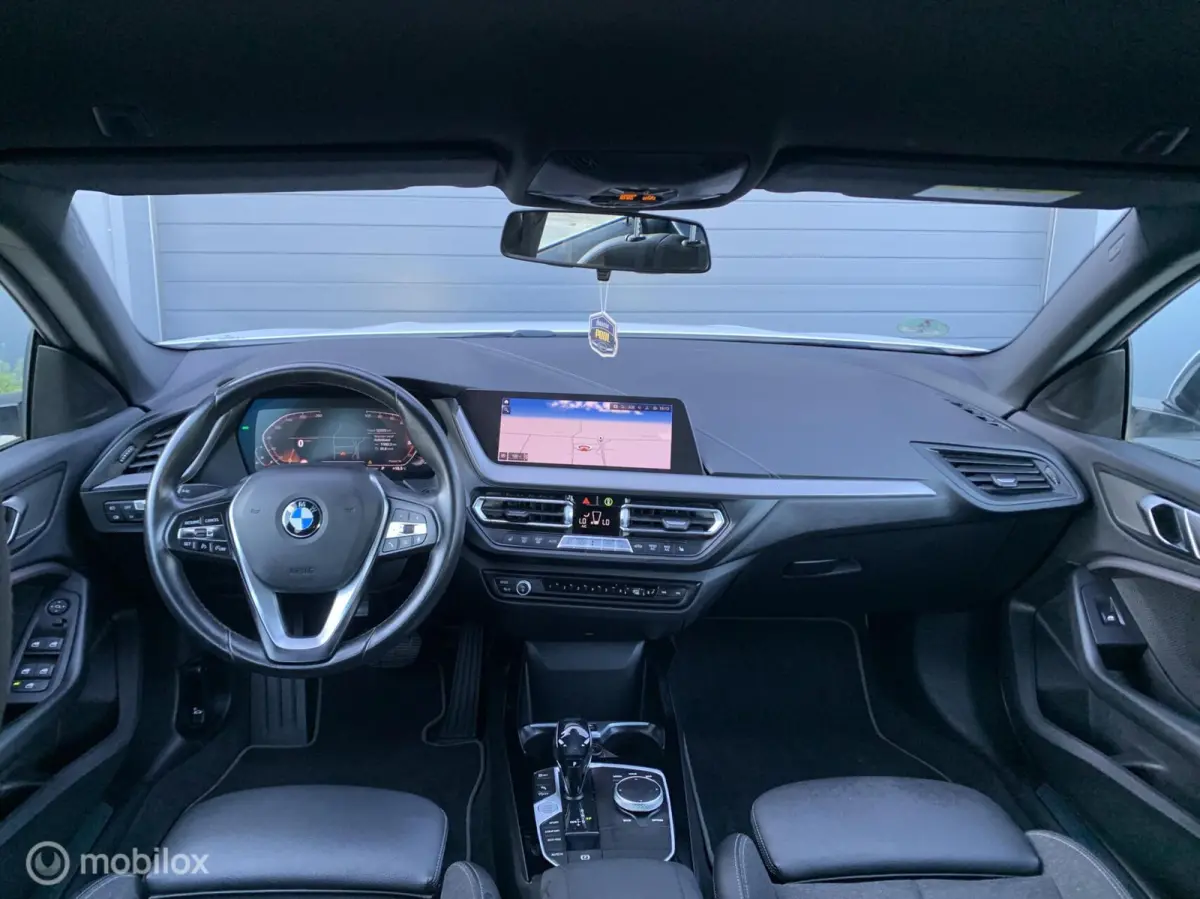 218i Executive Edition|Automaat|2021