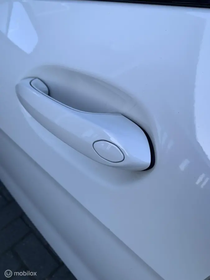 218i Executive Edition|Automaat|2021