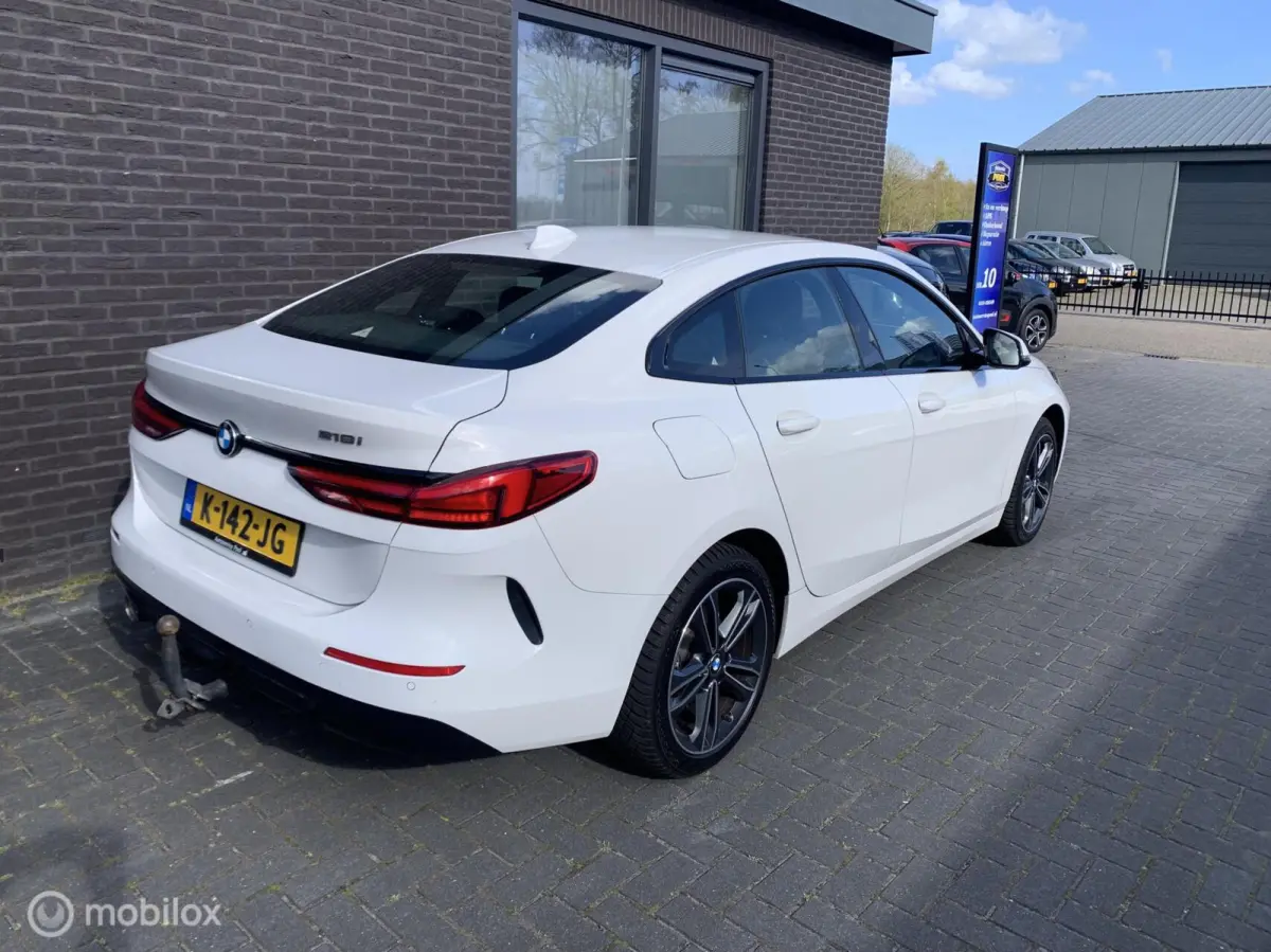 218i Executive Edition|Automaat|2021