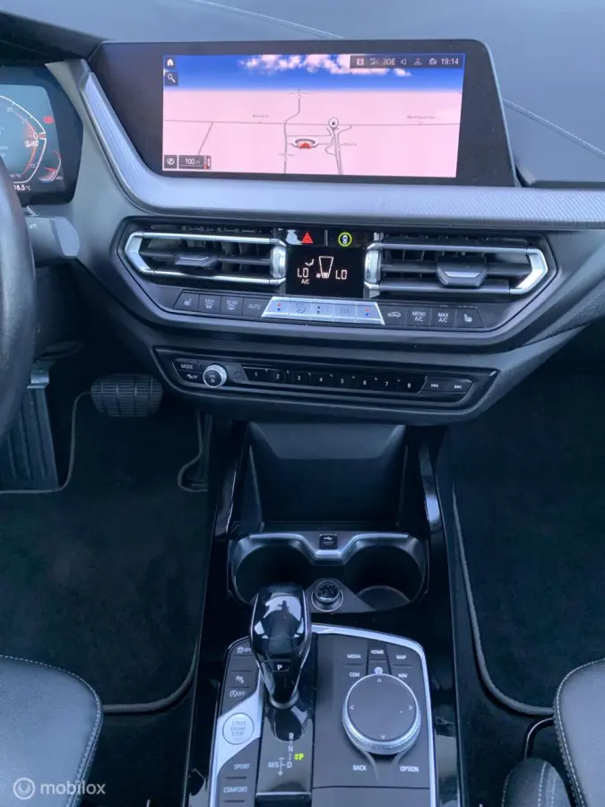 218i Executive Edition|Automaat|2021