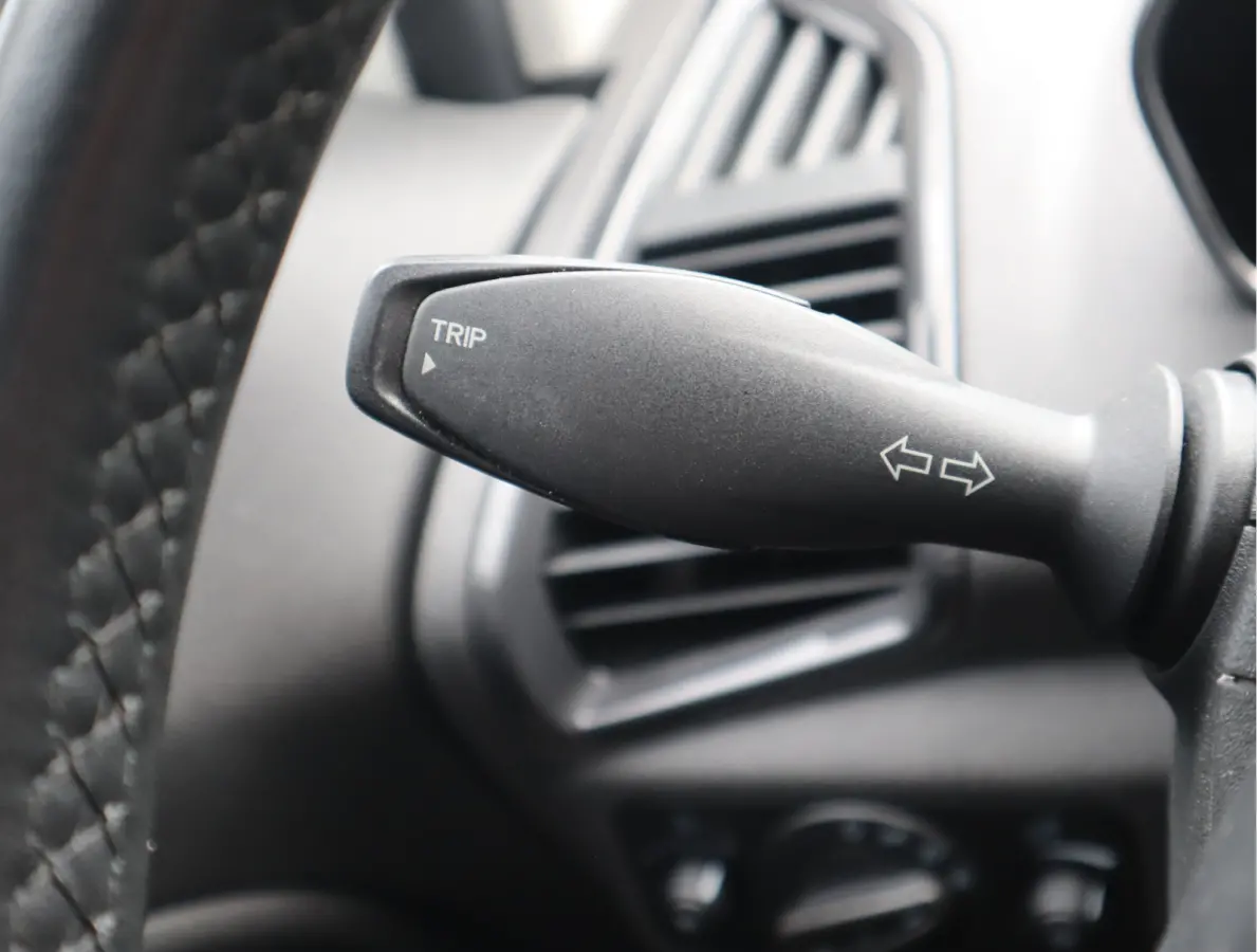 1.0 EcoBoost Titanium Navi / Stoelverw / Keyless / Pdc / Volledig jaar Apk / Volledig onderhouden