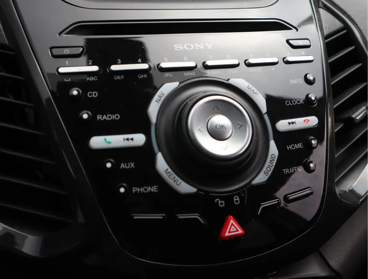 1.0 EcoBoost Titanium Navi / Stoelverw / Keyless / Pdc / Volledig jaar Apk / Volledig onderhouden