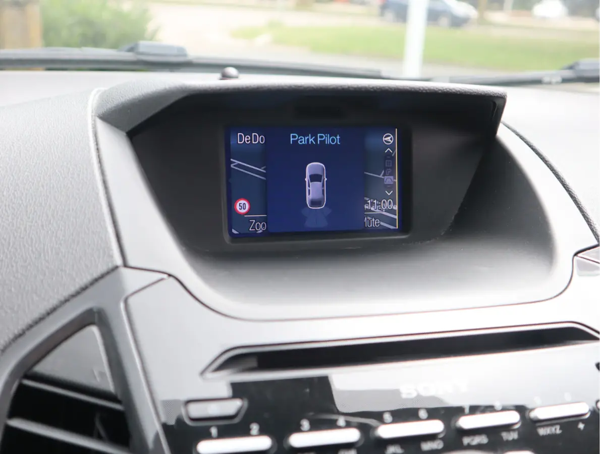 1.0 EcoBoost Titanium Navi / Stoelverw / Keyless / Pdc / Volledig jaar Apk / Volledig onderhouden