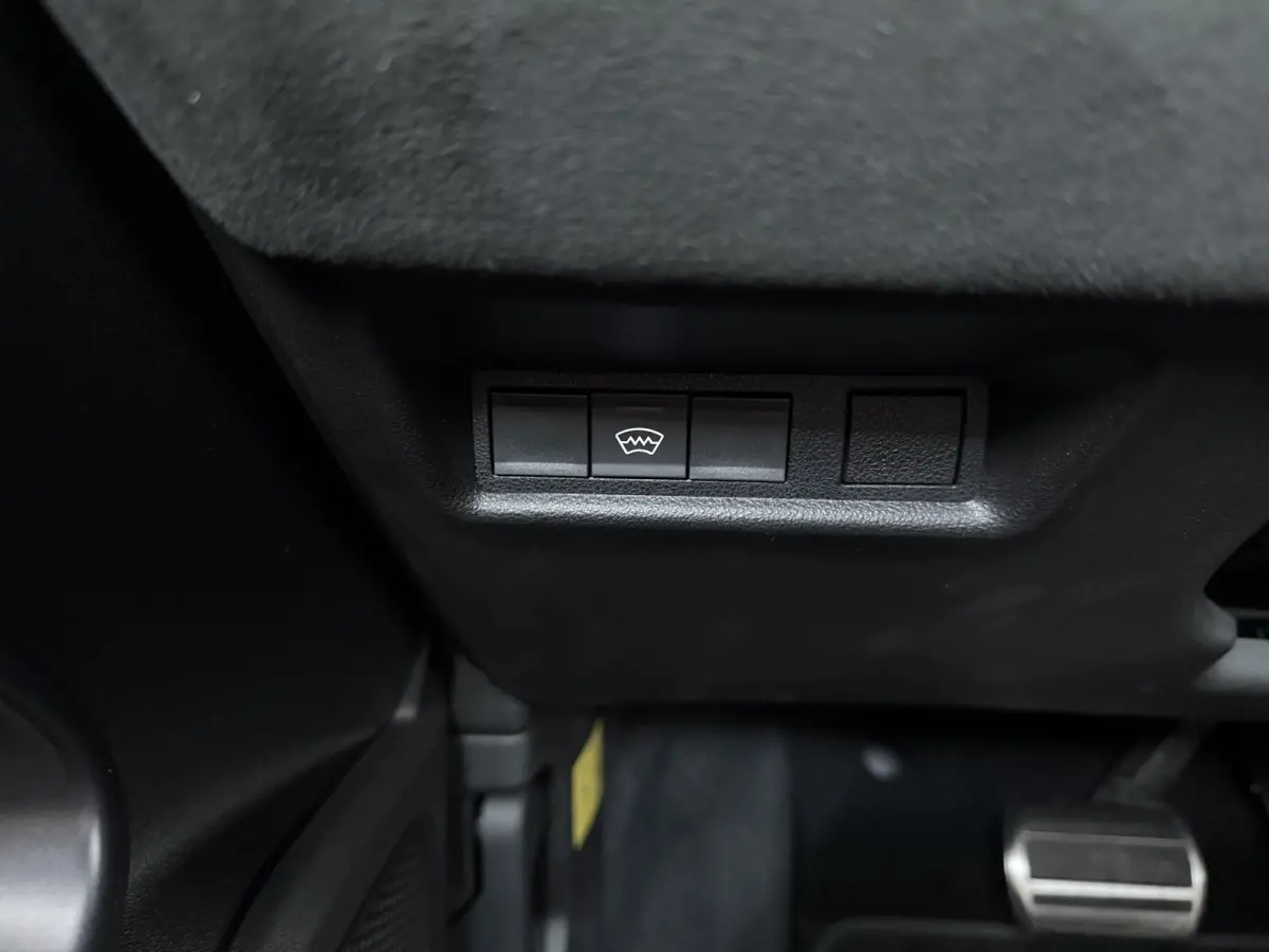 1.2 Turbo Hybrid Ibrida Sport Speciale | Achterbank in delen neerklapbaar | Achteruitrijcamera | Airco (automatisch)
