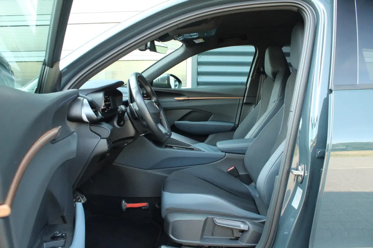 1.5 TSI e-Hybrid 272pk VZ Performance | SoH 99,6% | 360 Camera | Trekhaak | Stoel/Stuurverwarming