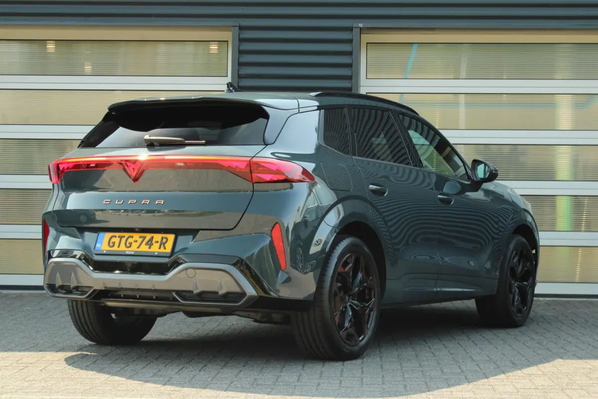 1.5 TSI e-Hybrid 272pk VZ Performance | SoH 99,6% | 360 Camera | Trekhaak | Stoel/Stuurverwarming