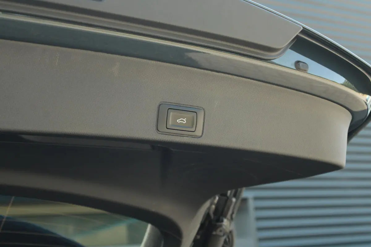 1.5 TSI e-Hybrid 272pk VZ Performance | SoH 99,6% | 360 Camera | Trekhaak | Stoel/Stuurverwarming