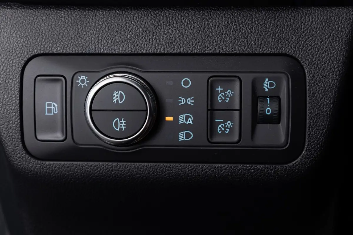 2.5 PHEV Cool & Connect | Full Led |