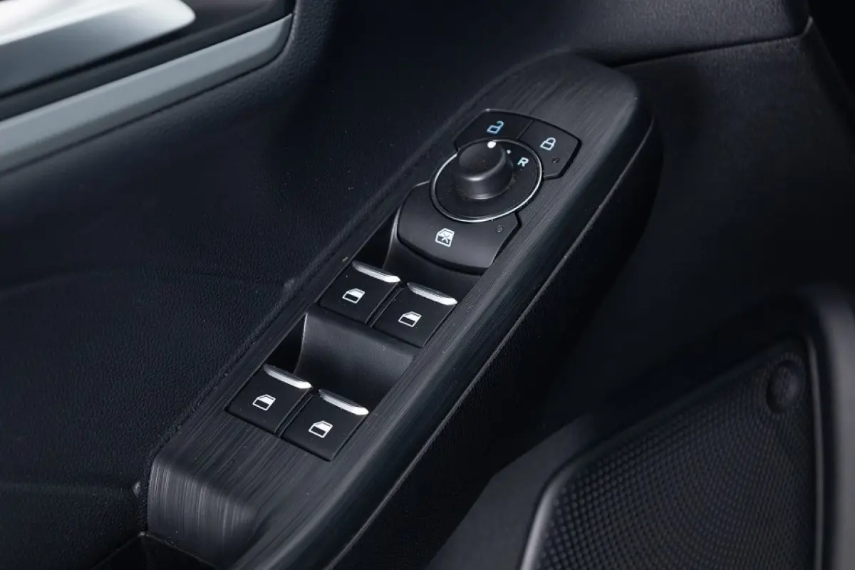 2.5 PHEV Cool & Connect | Full Led |