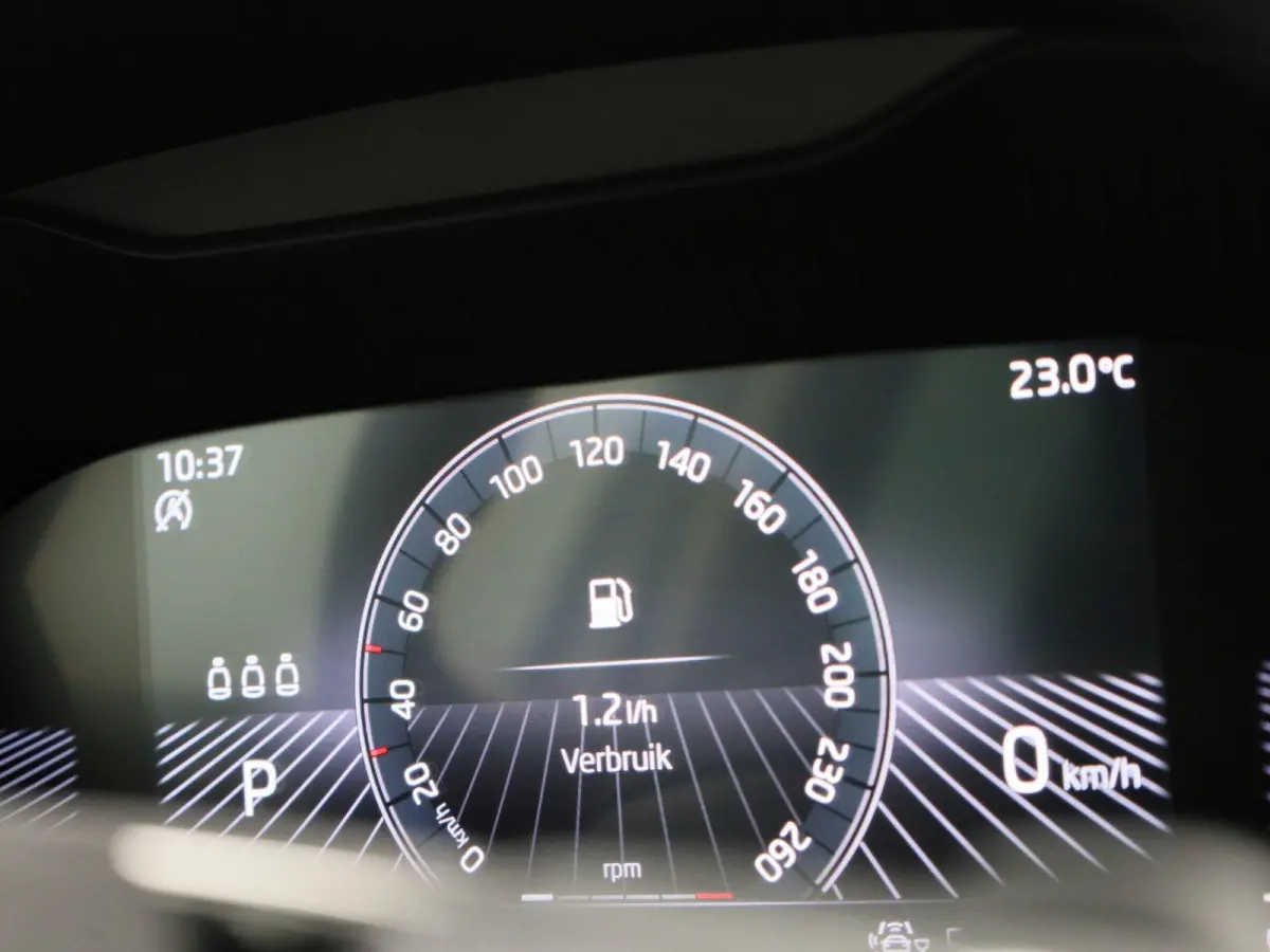 1.5 TSI Business Edition | Automaat | Navigatie | Apple Carplay / Android Auto | DAB | Camera | Half Leder | Cruise Control | Lichtmetalen Velgen |